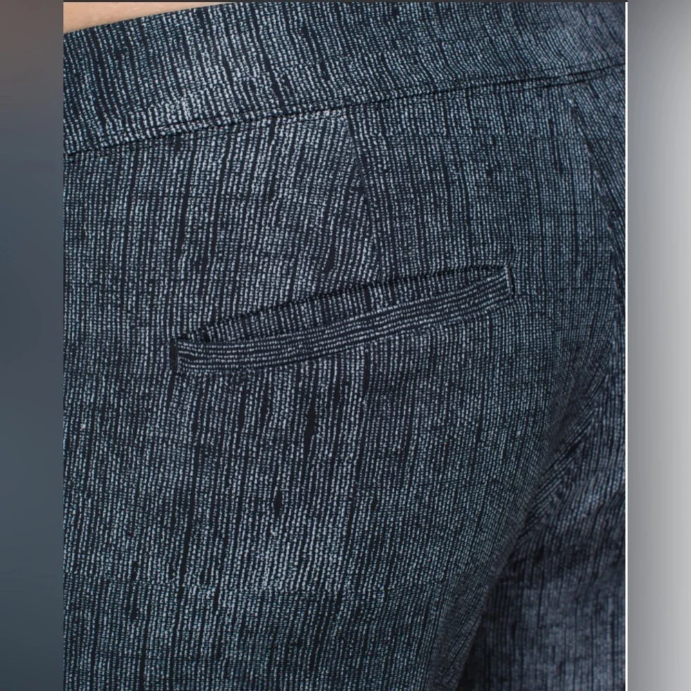 Lululemon Jet Crop *Print - Picture 7 of 12